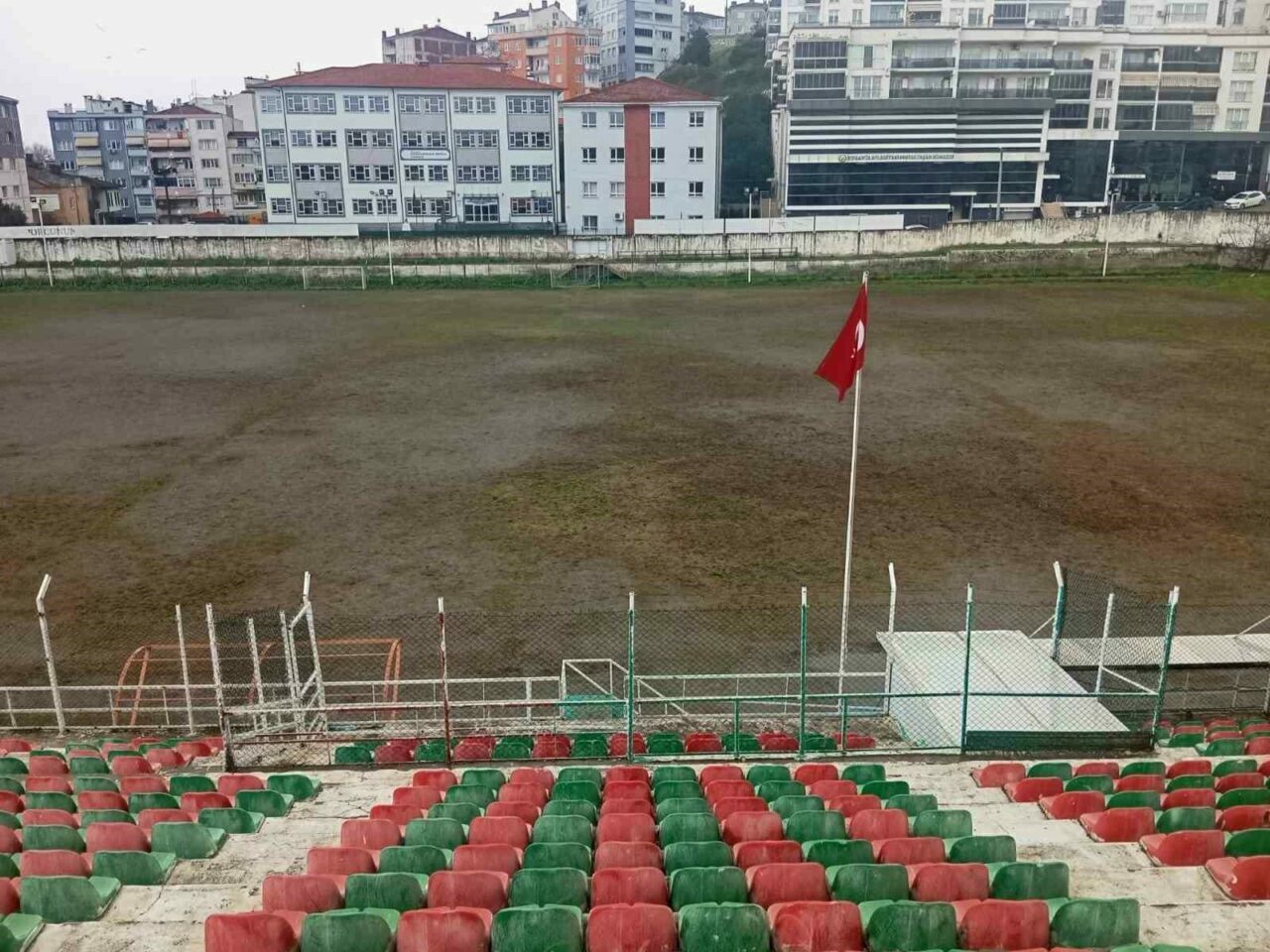 Bursa’da yeni stadyum müjdesi Bursa’da yeni stadyum müjdesi