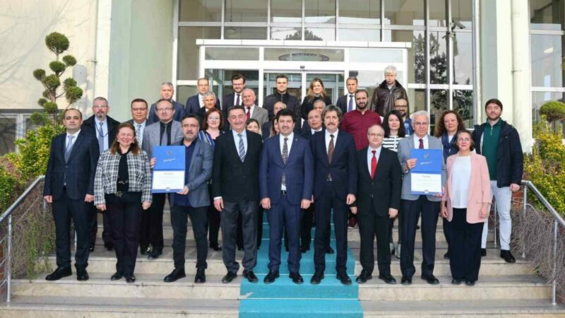 BUÜ’nün akreditasyon başarısı artarak devam ediyor Ulusal ve uluslararası arenada akademik başarılarını geliştirmek için çok sayıda