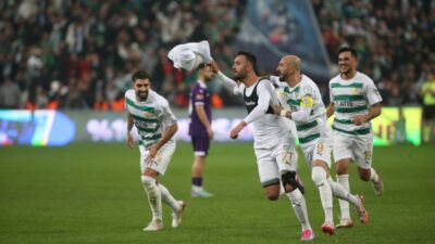 Bursaspor’un tecrübeli ismi Mehmet Yiğit’ten mesaj; ‘Bu ortamın bozulmasına izin vermeyiz’