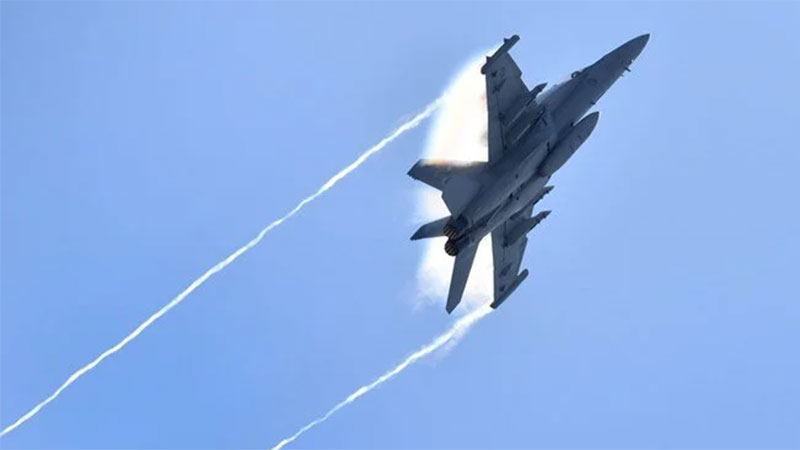 ABD’de yine uçak kazası: Askeri uçak San Diego Körfezi’ne düştü ABD’de yine uçak kazası: Askeri uçak San Diego Körfezi’ne düştü