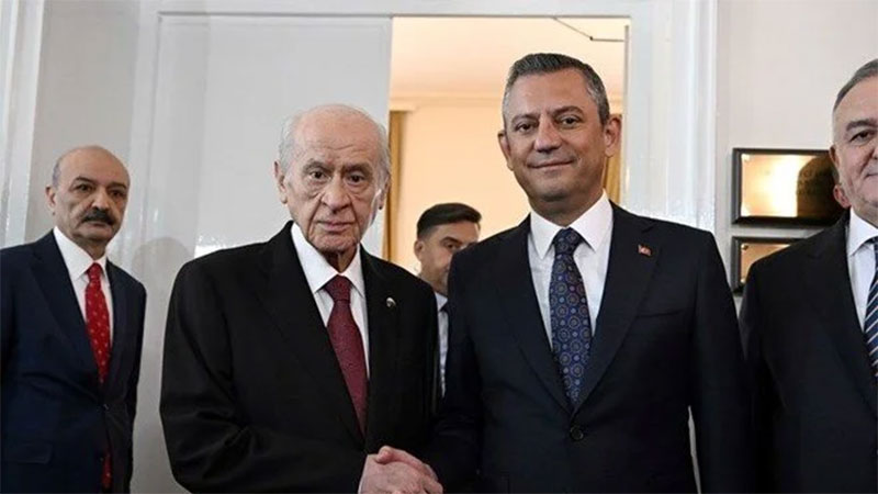 Bahçeli’den Özel’e teşekkür telefonu