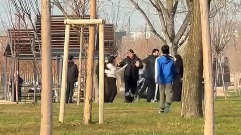 Bursa’da dehşet anları! Döner bıçaklı kadın…