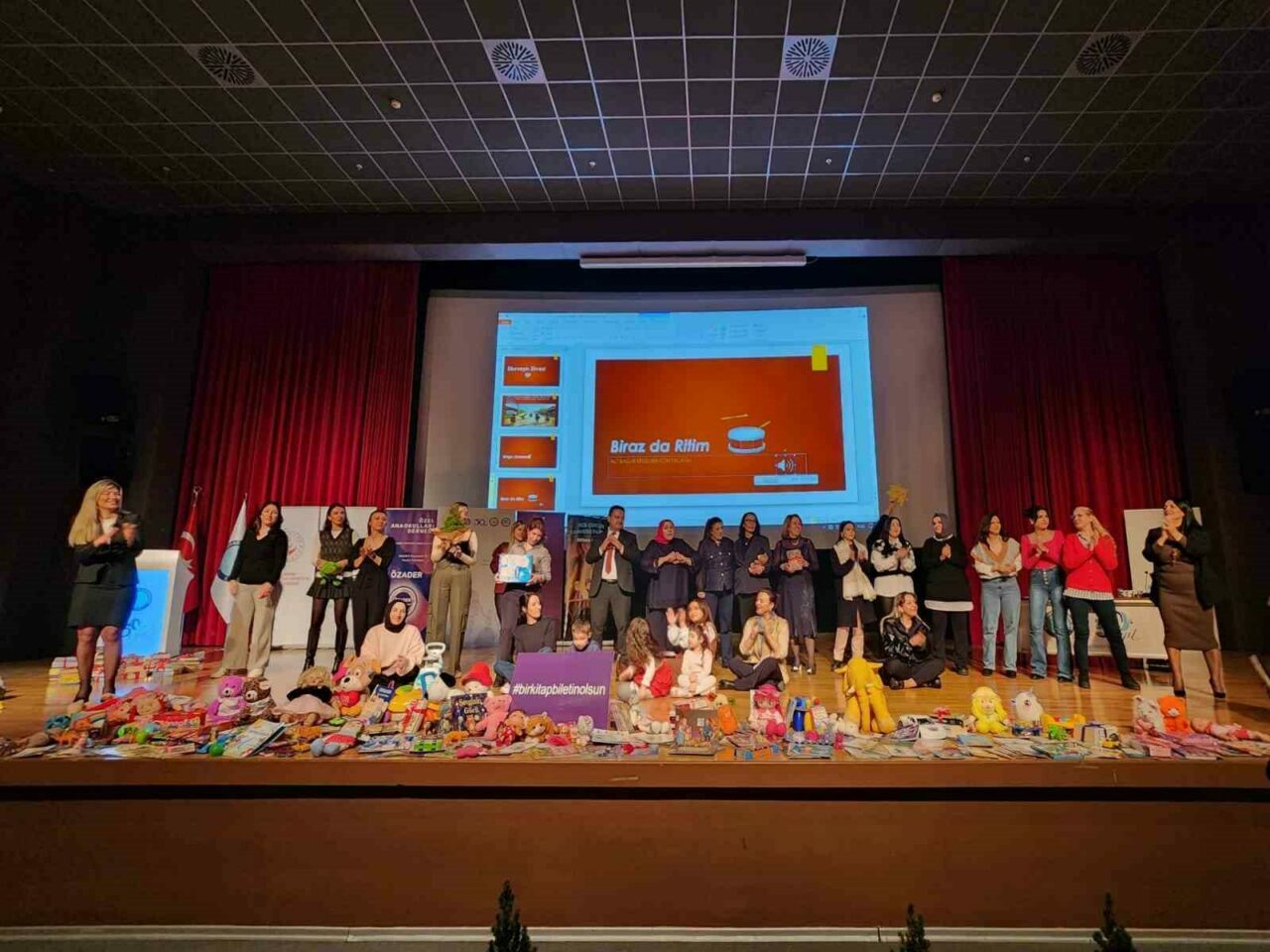 Ebeveyn zirvesi Bursa Uludağ Üniversitesi’nde yapıldı Ebeveyn zirvesi Bursa Uludağ Üniversitesi’nde yapıldı