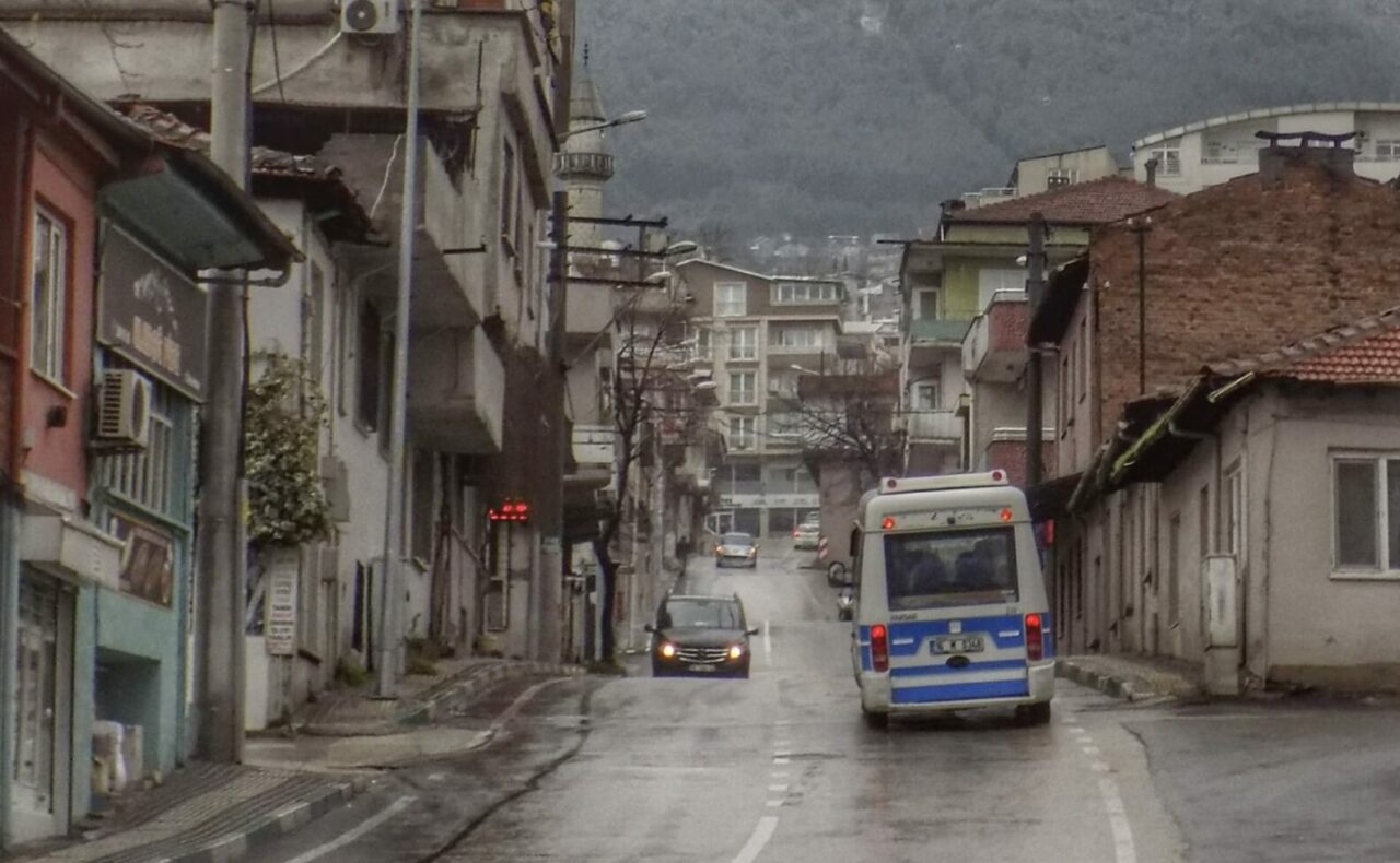 Bursa’da 70 yıllık binalarıyla bu mahalle acil dönüşüm bekliyor