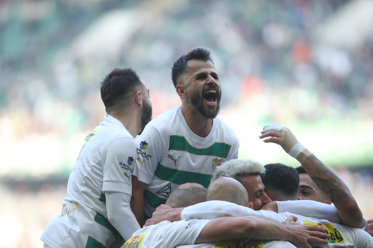 Bursa’da gün Bursaspor’un; Binlerce taraftar 3 puan için stada koşacak…