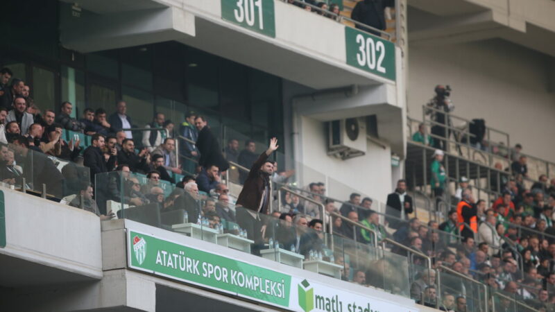 Bursaspor Başkanı Enes Çelik, üye seferberliği ve kombine yenileme kampanyasıyla