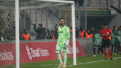 Bursaspor’un kulüp bulmasını istediği oyuncudan yeni gelişme!