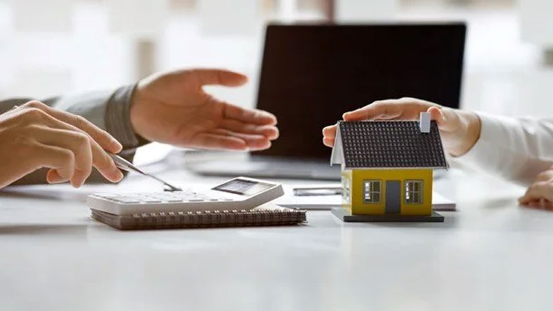 Ev almayı düşünenler bu haber sizi ilgilendiriyor: Konut kredisi faizleri frene bastı