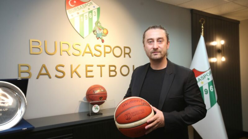 Bursaspor Yörsan Başkanı Sezgin umutlu; ‘Son aşamaya geldik’ Bursaspor Yörsan Başkanı Sezer Sezgin OLAY’a özel açıklamalarda bulundu. Başkan
