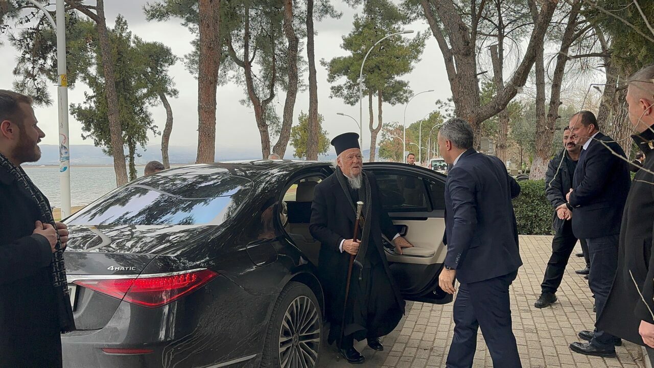 Bursa’ya Papa’dan önce Fener Rum Patriği Bartholomeos geldi