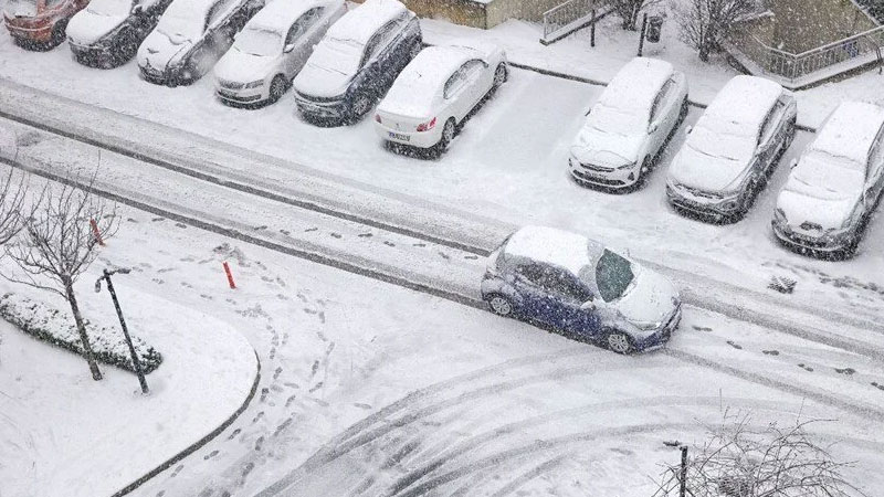 Valilik açıkladı: Yarın okullar tatil!