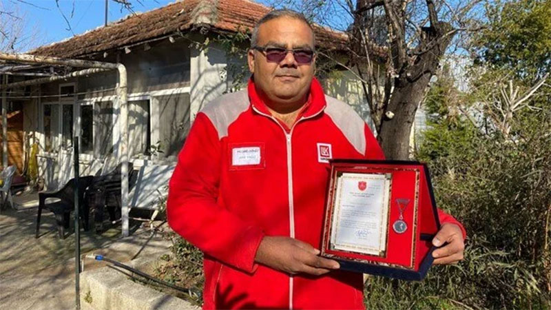 Evlenmek için biriktirdiği parayı TSK’ya bağışladı Evlenmek için biriktirdiği parayı TSK’ya bağışladı