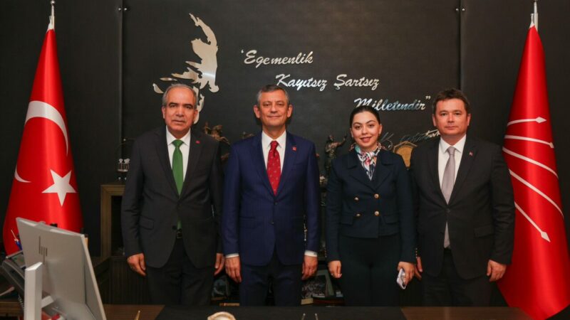 Osmangazi Belediye Başkanı Erkan Aydın, CHP İlçe Başkanı Raşit Gürbüz