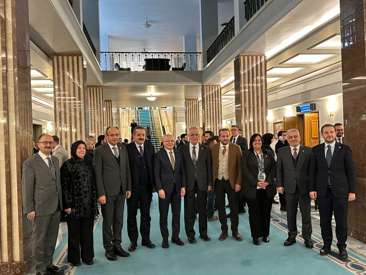 AK Parti Bursa’da proje mesaisi