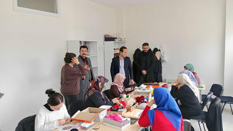 Bursa’nın bu ilçesinin unutulan markası için yeni proje Bursa’nın Keles ilçesinin kaybolmaya yüz tutan "Keles bebeği" için yeni