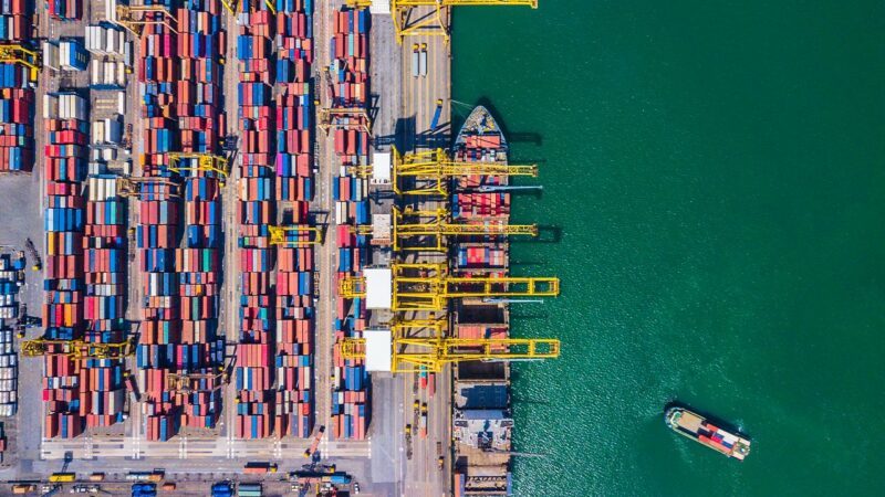 Ticaret Bakanı Ömer Bolat, dün yapılan 2 milyar 428 milyon
