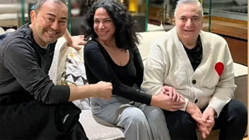 Serdar Ortaç ile Mehmet Ali Erbil ev hapsinden sonra ilk kez buluştu Serdar Ortaç ile Mehmet Ali Erbil, ev hapislerinin kaldırılmasından sonra