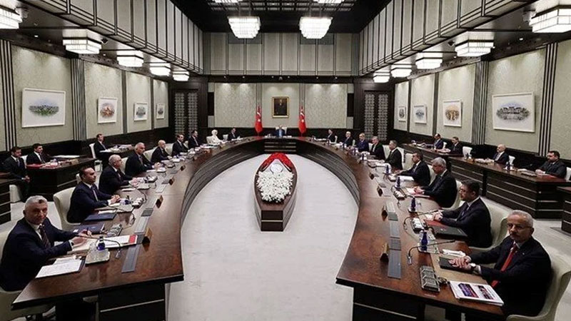 Kabine üç hafta aranın ardından toplanıyor: Gündemde hangi konular var? Kabine üç hafta aranın ardından toplanıyor: Gündemde hangi konular var?