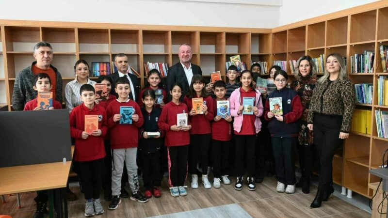 Karacabey Belediyesi’nden eğitime öncü destek Karacabey Belediyesi, eğitimi öncelikleyen çalışmaları kapsamında yeni açılan 14 Eylül