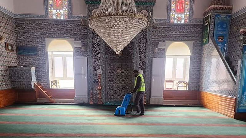Bursa Keles’te ramazan öncesi camilerde temizlik seferberliği