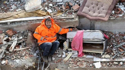 6 Şubat’ın en acı fotoğraflarından biri: “2 sene oldu, ateş hiç sönmüyor”