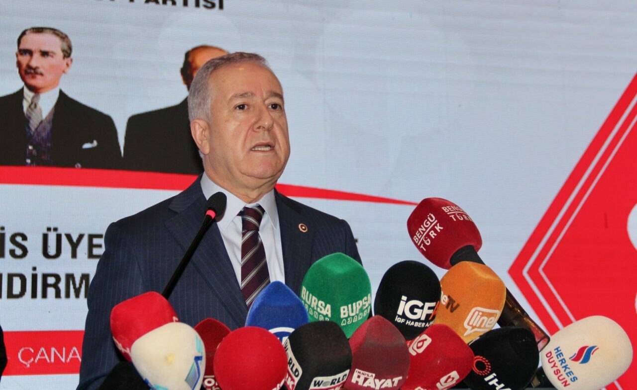 MHP Genel Başkan Yardımcısı Sadir Durmaz, Bursa’da konuştu