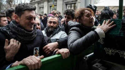 Babası o görüntüleri izleyemiyor! “Mattia Ahmet gibi çocuklar ölmesin!”