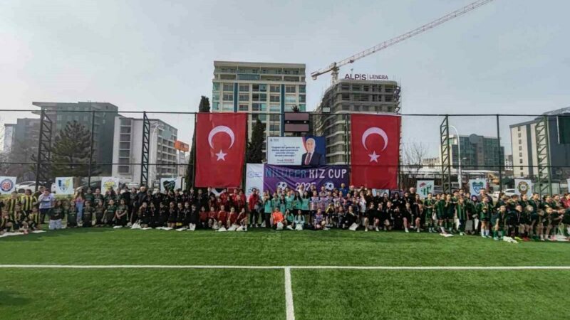Nilüfer Kız Cup 2025’in şampiyonu Ufukspor Nilüfer Kent Konseyi ve Nilüfer Amatör Spor Kulüpleri Derneği iş