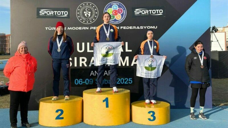 Osmangazi Belediyespor’un gençlerinden çifte madalya Osmangazi Belediyespor Kulübü sporcuları Eda Özrodop ve Nilsu Mutlu, Ankara’da