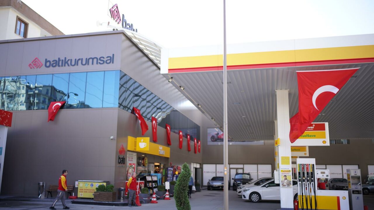 Batı Kurumsal’dan önemli uyarı; Bilinmeyen akaryakıt katkıları araçlara zarar verebilir