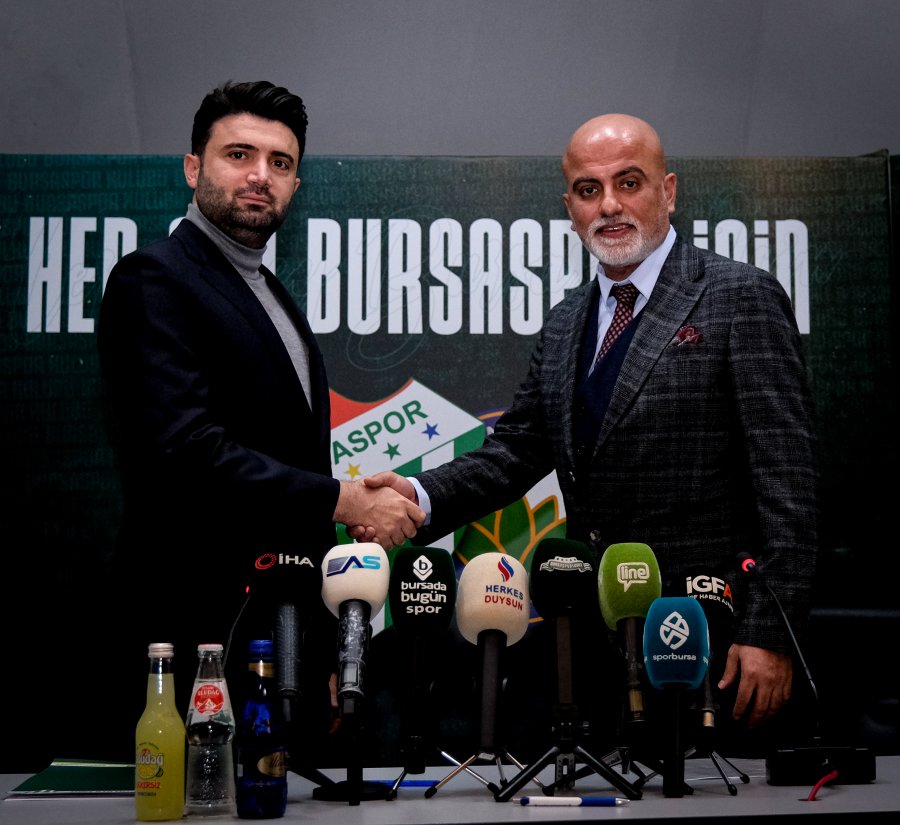 Bursaspor Süper Lig’e Nilüfer FK 1.Lig’e; İmzalar atıldı hedef kondu…