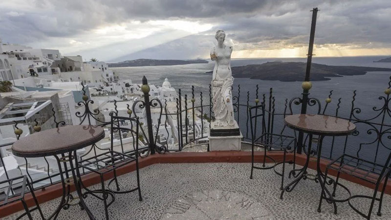 Turizmin gözdesi şimdi bir hayalet şehir! İşte Santorini’nin son hali Turizmin gözdesi şimdi bir hayalet şehir! İşte Santorini’nin son hali