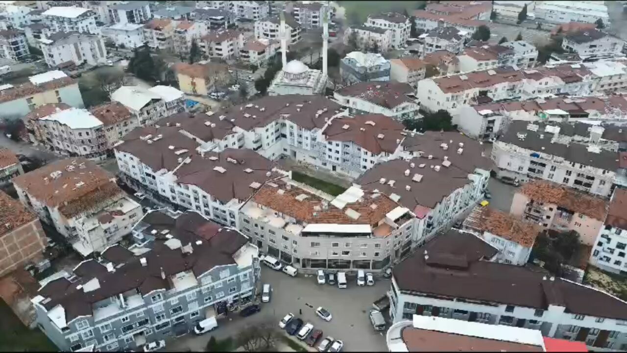 Bursa’da tapu devri krizi! Kilitleri kırıp girdiler