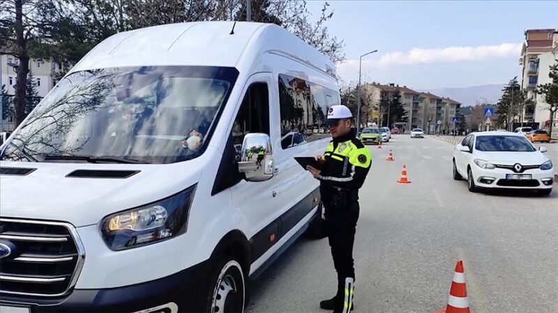 İçişleri Bakanı Ali Yerlikaya, 1 Ocak-6 Şubat tarihlerinde okul servis