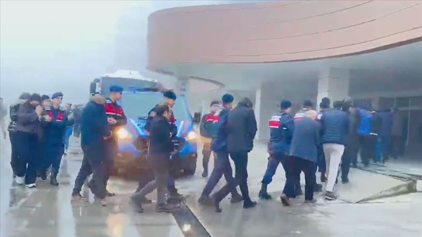 Suç örgütlerine operasyon: 64 gözaltı