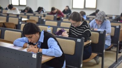 Bursa’da üniversite adaylarına TYT provası