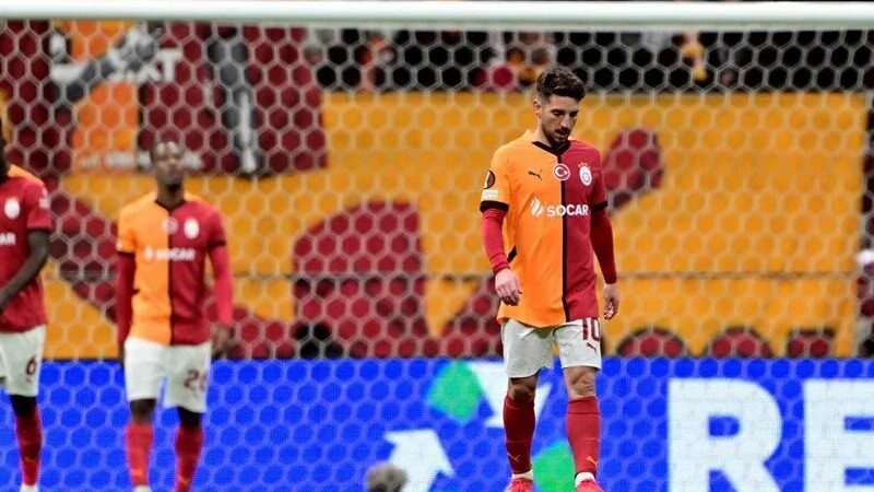 Galatasaray Avrupa’ya veda etti Galatasaray, UEFA Avrupa Ligi son 16 turu play-off turunda 4-1