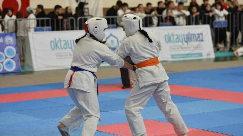 Bursa’ya 59 madalya! Yıldırım Belediyesi’nin Bursa’nın sporda parlayan yüzü Naim Süleymanoğlu Spor Kompleksi’nde