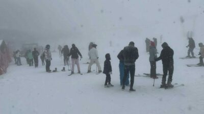 Uludağ’da pistler doldu taştı! İşte kar kalınlığı
