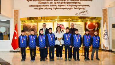 Emine Örnek’in şampiyon kulaçları