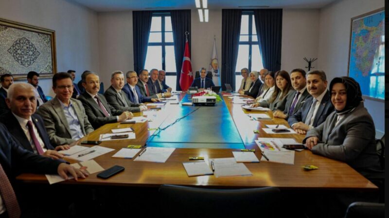 Olay Gazetesi Yazarı Ahmet Emin Yılmaz, AK Parti Genel Merkezi