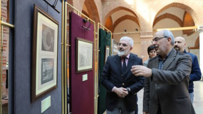 Bursalı ünlü ressam Malik Aksel’in sergisi izlenimde