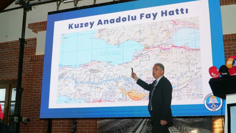 Bursa’nın o ilçesinde büyük tehlike: Binaların yüzde 60’ı riskli! Mudanya’daki riskli bina envanterinin araştırılmasına yönelik çalışmaların tamamlandığını söyleyen Dalgıç,
