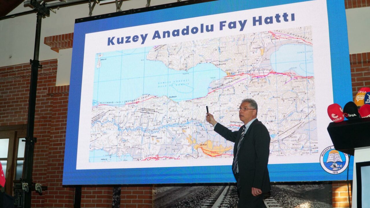 Bursa’nın o ilçesinde büyük tehlike: Binaların yüzde 60’ı riskli! Bursa’nın o ilçesinde büyük tehlike: Binaların yüzde 60’ı riskli!