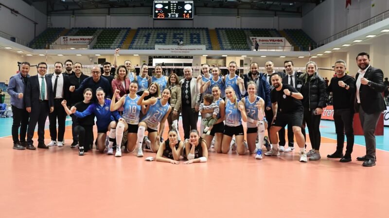 Sarıyer Belediyesi’ni 3-0 mağlup eden Nilüfer Belediyespor Eker, Keçiörengücü Belediyesi’nin