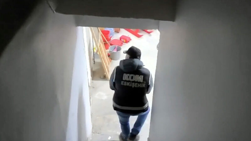 İçişleri Bakanı Ali Yerlikaya, uyuşturucu imalatı ve ticareti yapan organize