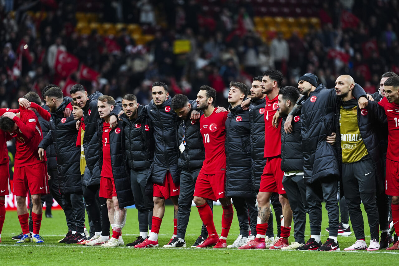 A Milli Takım’ın Macaristan’da kritik gecesi! 3-1’in raövanşı saat kaçta hangi kanalda?