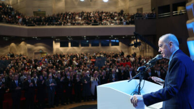 Cumhurbaşkanı Erdoğan’dan Özel’e tepki: Türkiye sokak terörüne teslim edilemez