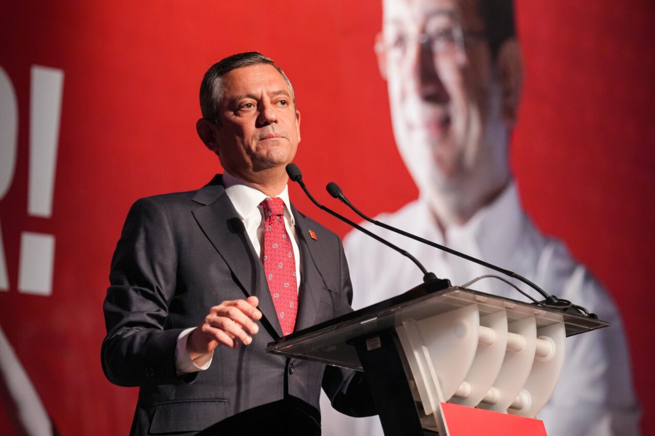 Özgür Özel’den İBB soruşturmasına tepki