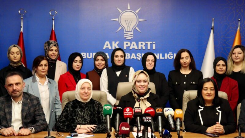 AK Parti Bursa İl Kadın Kolları Başkanı İmren Çavuşoğlu, 8